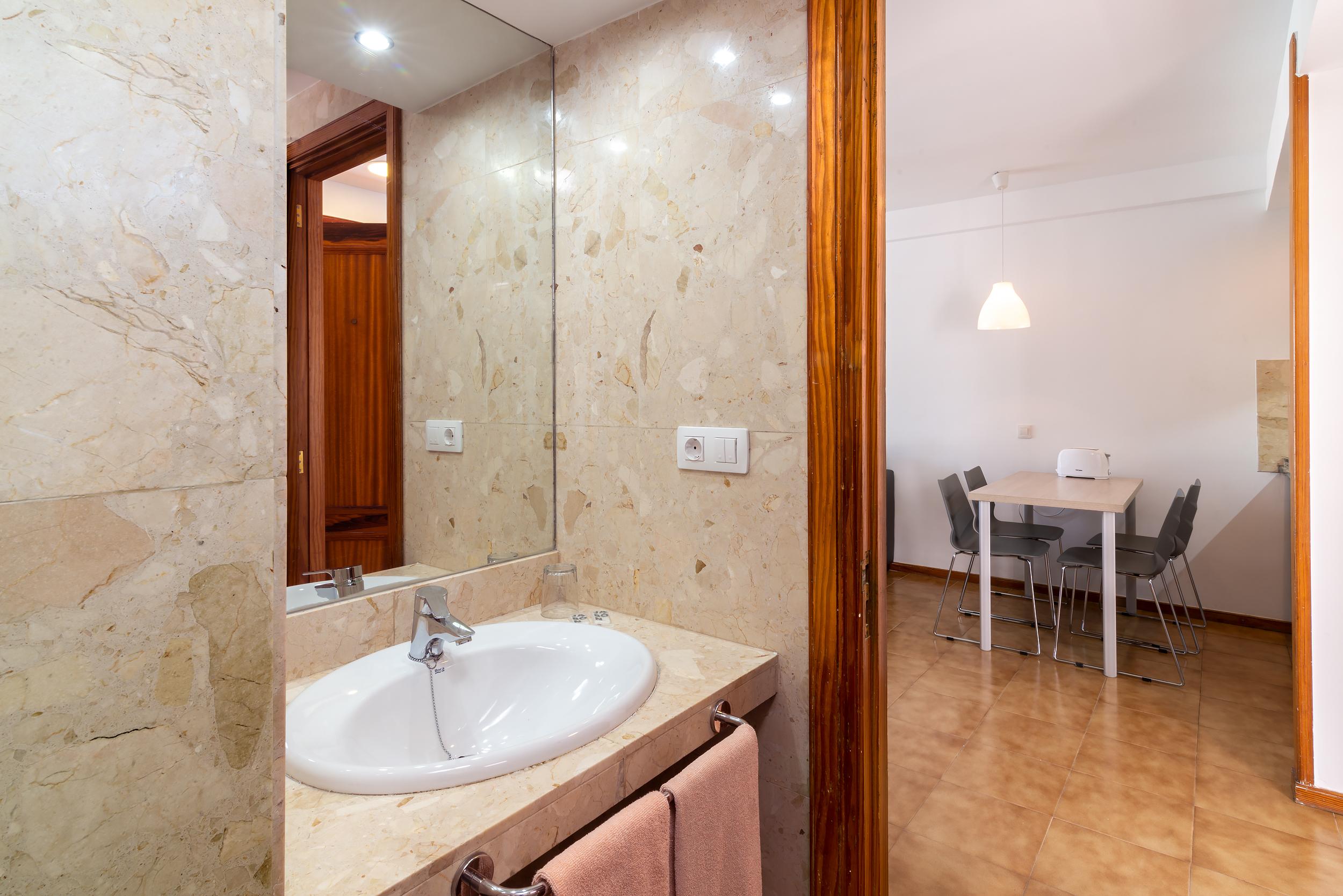 Apartamentos Montemayor بلايا ديل إنغلز المظهر الخارجي الصورة